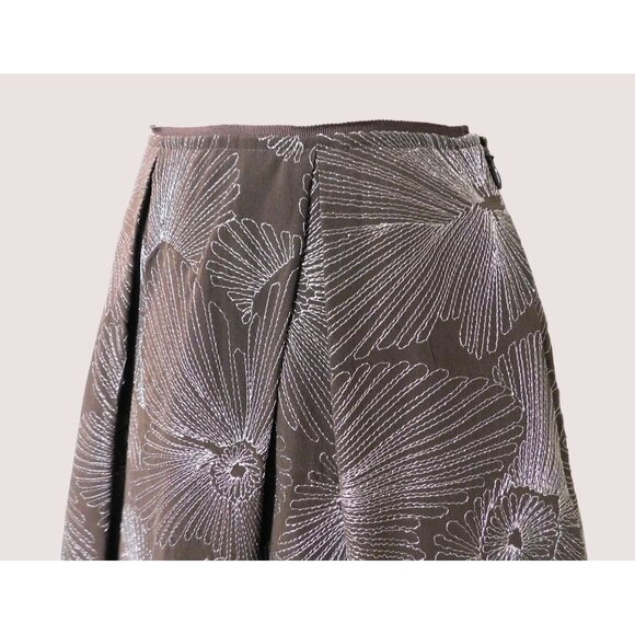 Talbots Skirt Womens 10P Petites Brown Pleated Floral Embroidery Pockets Silk - Picture 3 of 8